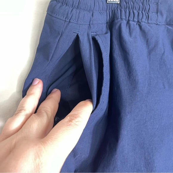 Eddie Bauer Tulip Hem ladies skort Large Navy Blue - Picture 3 of 11